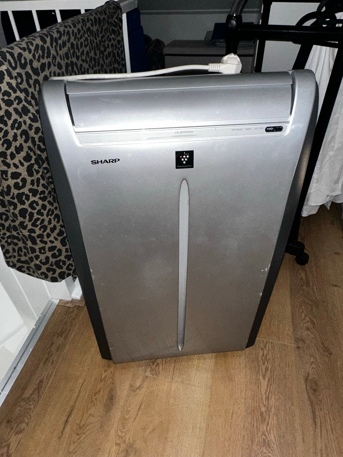 Sharp Mobiele Airco CV-P10PR (zonder afstandsbediening), Gebruikt, Minder dan 60 m³, Ophalen of Verzenden, Koelen en Ontvochtigen