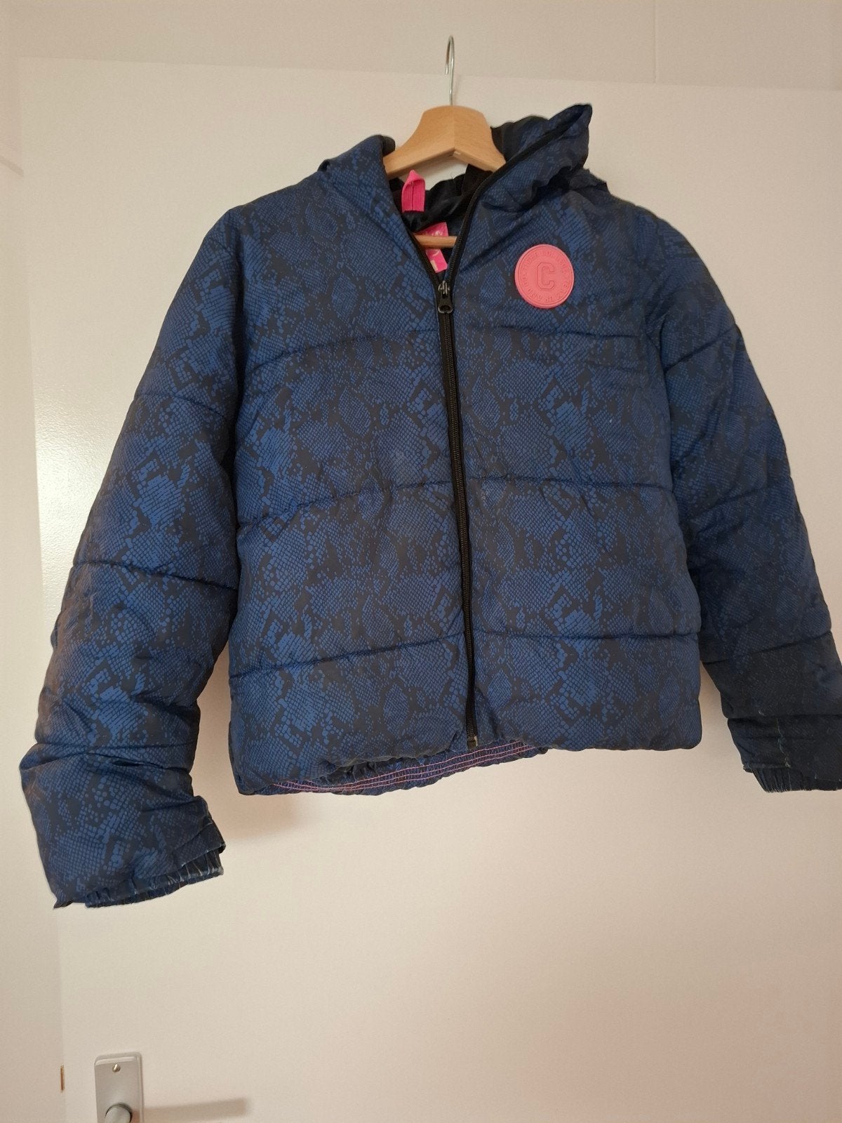 WE Kids winterjas met slangenprint - Maat 146/152, Meisje, Ophalen of Verzenden, Jas, WE Kids