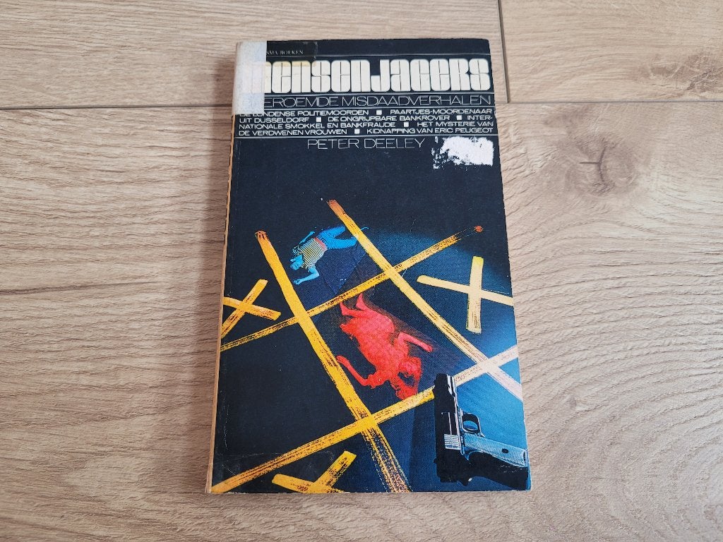 Mensenjagers - Peter Deeley ~ HH8012, Ophalen of Verzenden, Gelezen, Peter Deeley
