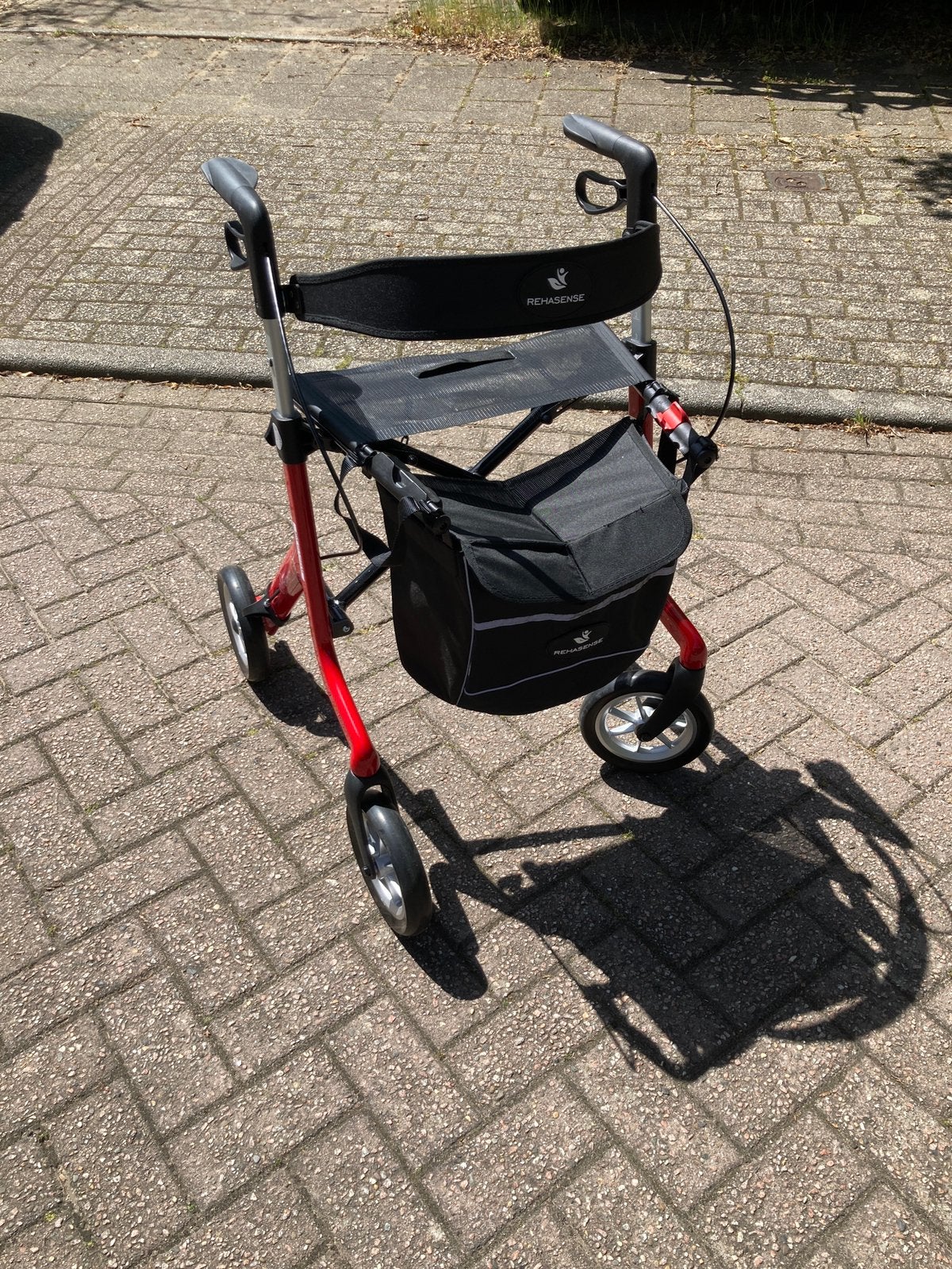 Streamer CF carbonvezel lichtgewicht rollator z.g.a.n., Diversen, Rollators, Ophalen, Lichtgewicht, Zo goed als nieuw