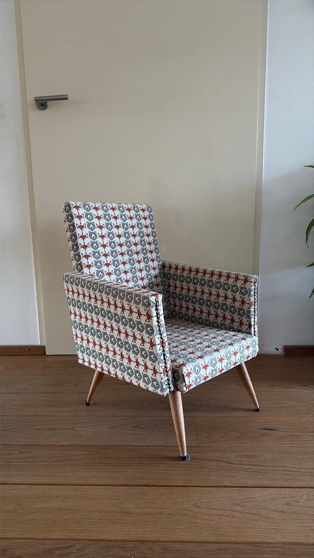 Vintage stoel voor kind, Huis en Inrichting, Fauteuils, Ophalen, Gebruikt, Stof, 50 tot 75 cm