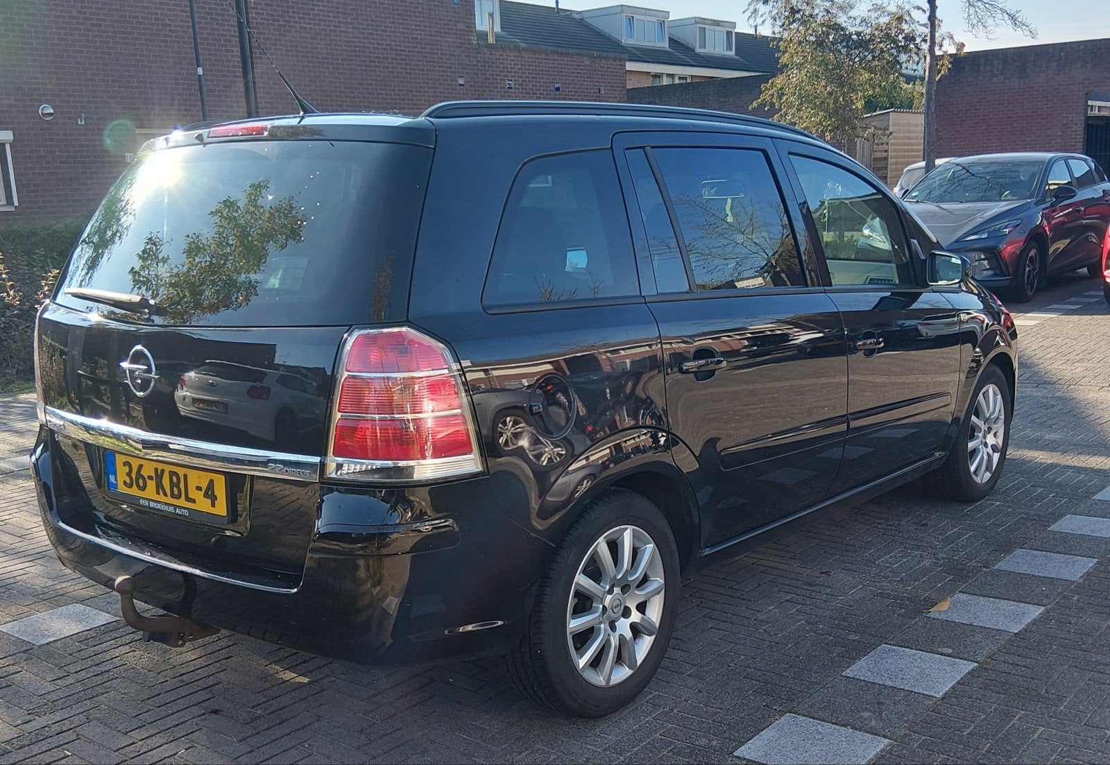 Opel Zafira 2.2 Temptation 7 persoons, Voorwielaandrijving, Stof, Zwart, 4 cilinders