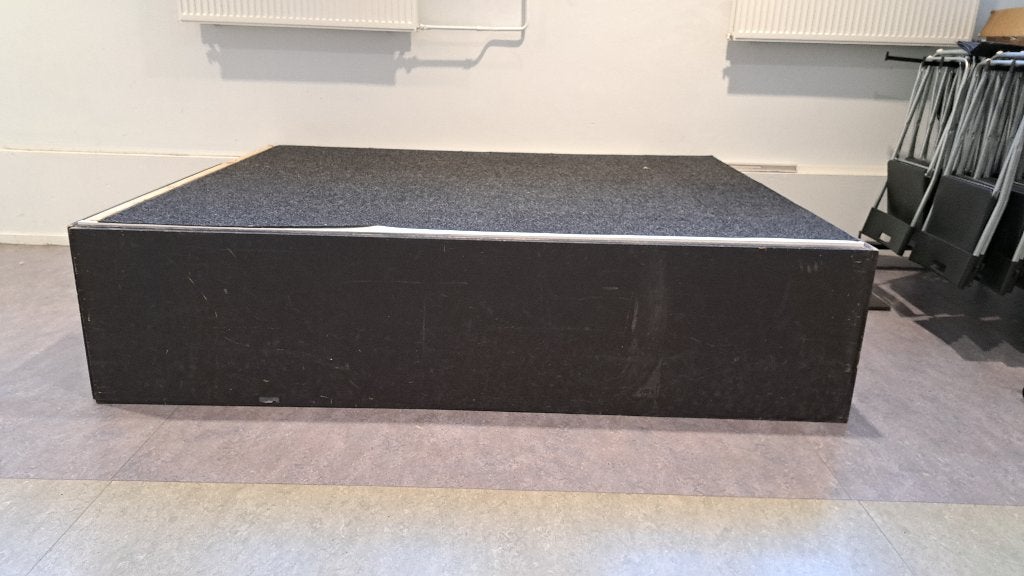 Podium opklapbaar 480x180x60cm, Ophalen, Gebruikt, Overige typen, Kleur