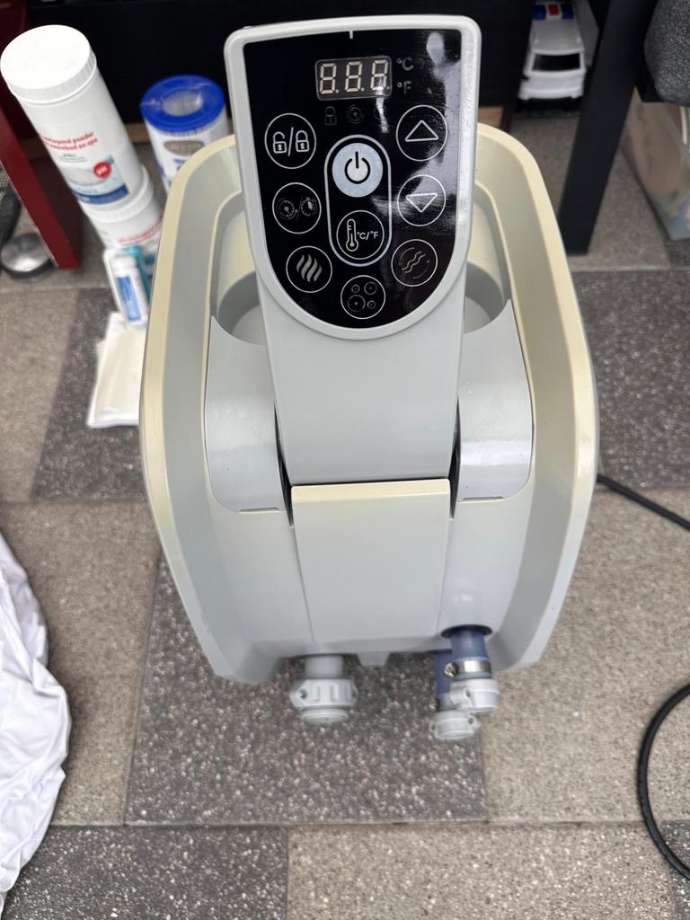 Lay-Z-Spa Miami opblaasbare jacuzzi met pomp, Ophalen, Zo goed als nieuw, Pomp, Opblaasbaar