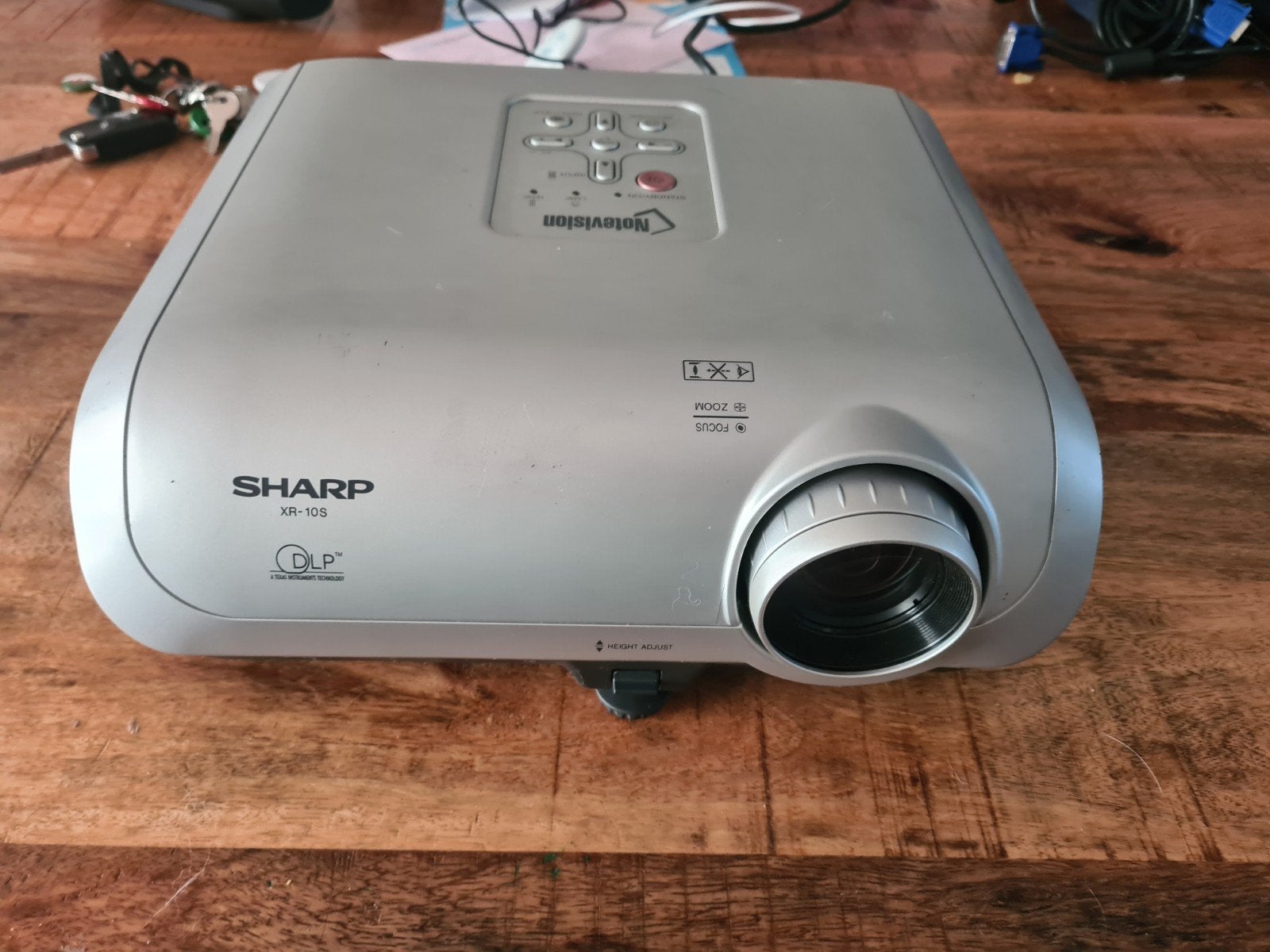 Mooie sharp beamer, Audio, Tv en Foto, Beamers, Ophalen