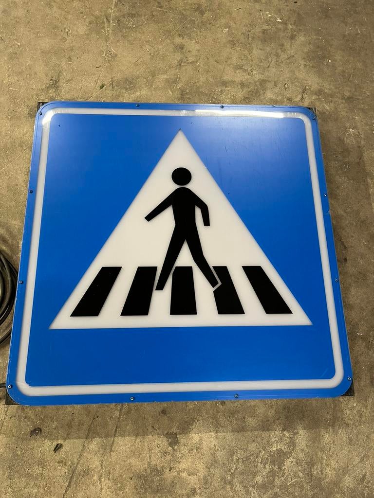 Mooie grote lichtbak zebrapad, Ophalen of Verzenden, Gebruikt, Lichtbak of (neon) lamp