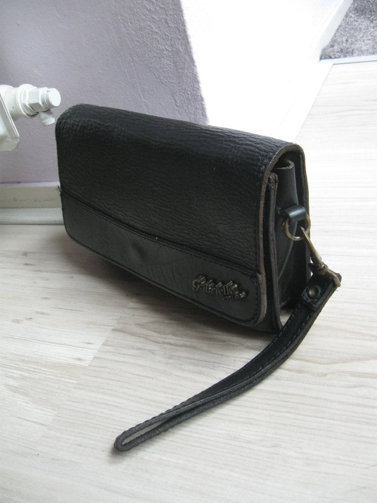 GABRIELLE PARIS zwart leren polstasje clutch goede staat, Ophalen of Verzenden, Zo goed als nieuw, Zwart, Avondtasje