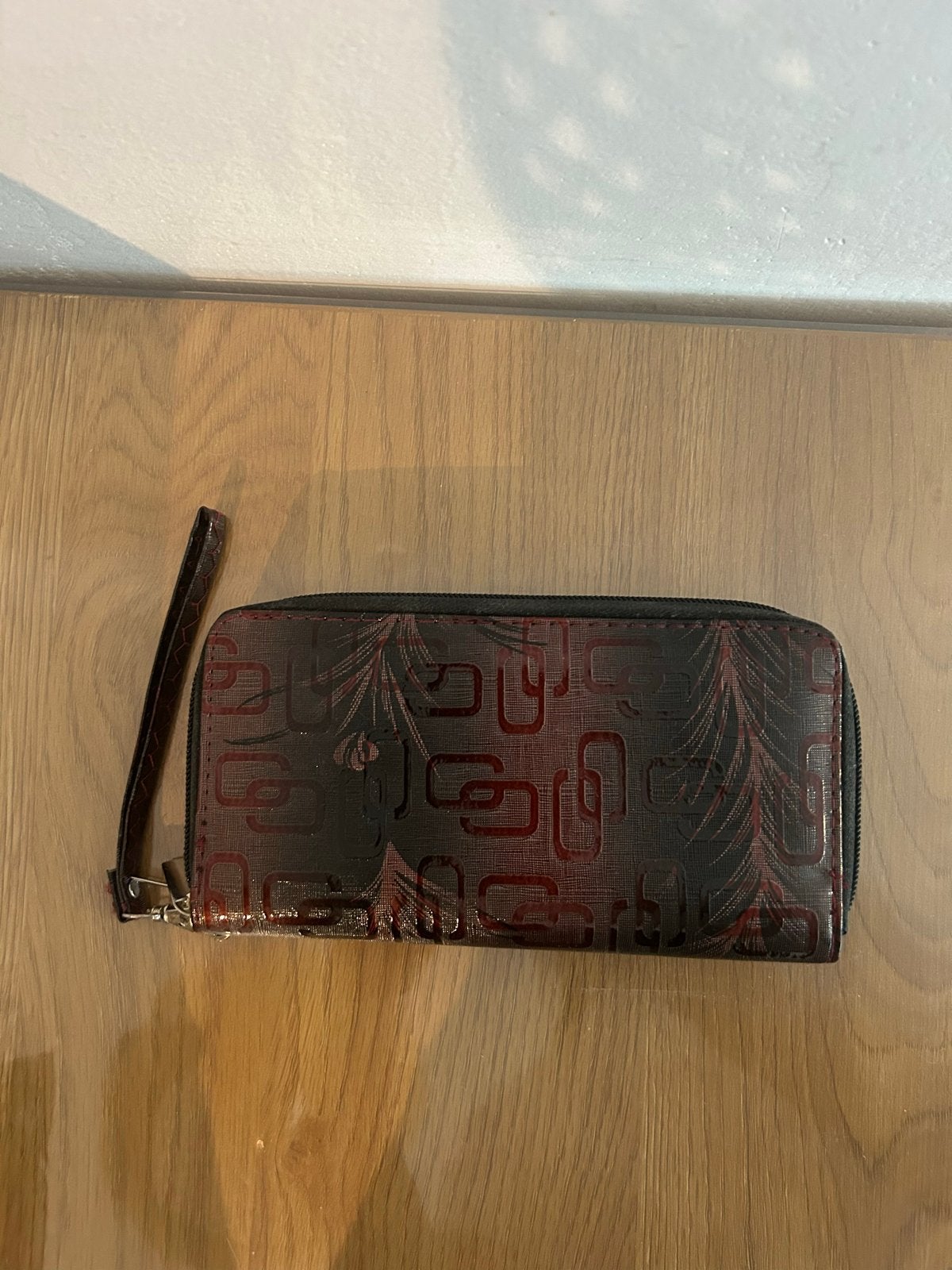 portemonnee met polsbandje, Ophalen of Verzenden, Gebruikt, Bruin, Guess