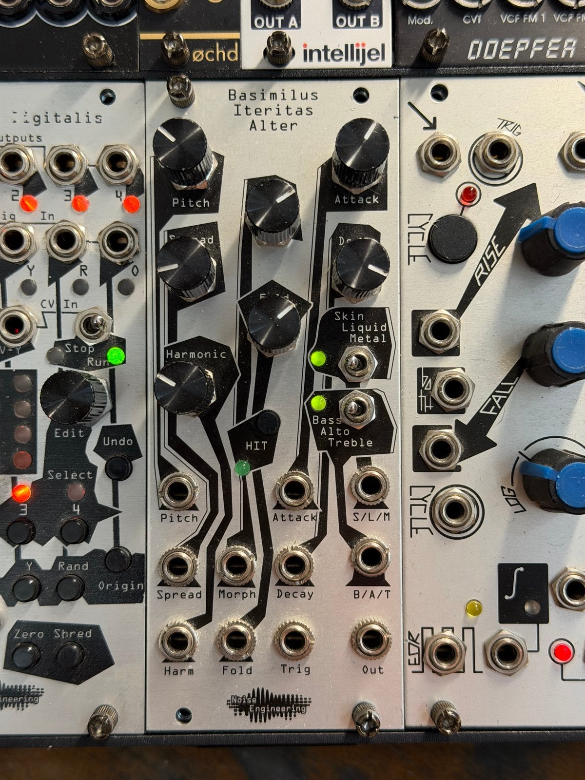 Noise Engineering Basimilus Iteritas Alter Eurorack Module, Overige merken, Gebruikt, Met midi-aansluiting, Overige aantallen