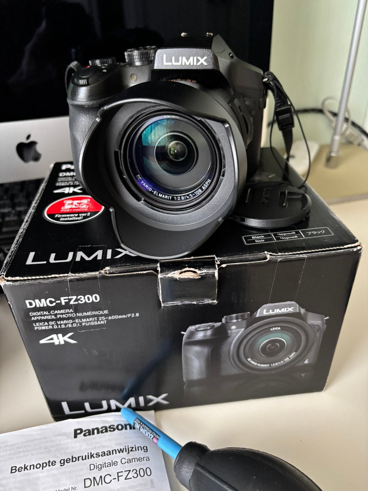 Panasonic DMC-FZ300 3165 clicks Super complete set!, Audio, Tv en Foto, Fotocamera's Digitaal, Panasonic, 12 megapixels, Geheugenkaart