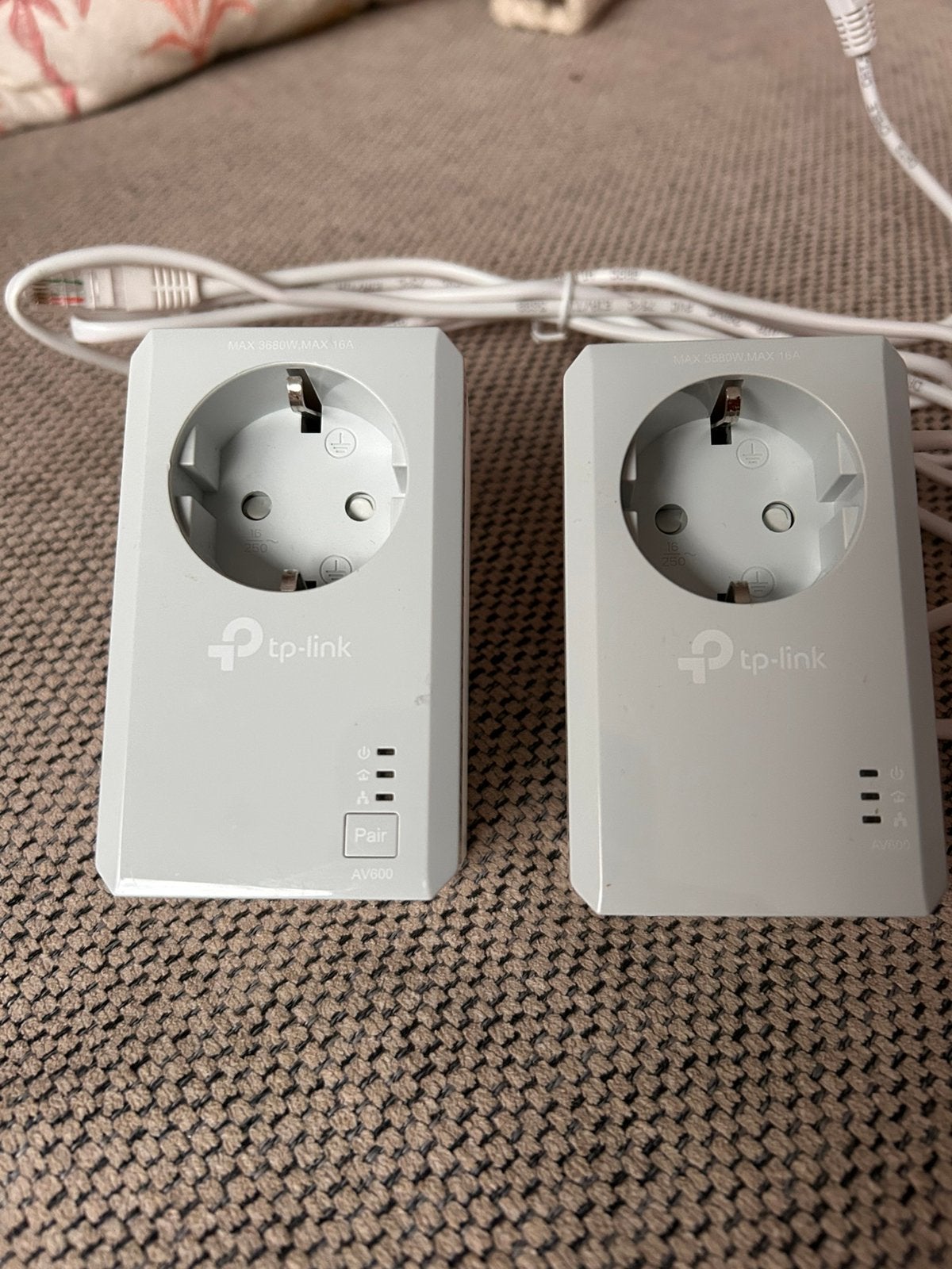 TP-Link TL-PA4010P Powerline WiFi versterkers, Ophalen of Verzenden, Zo goed als nieuw
