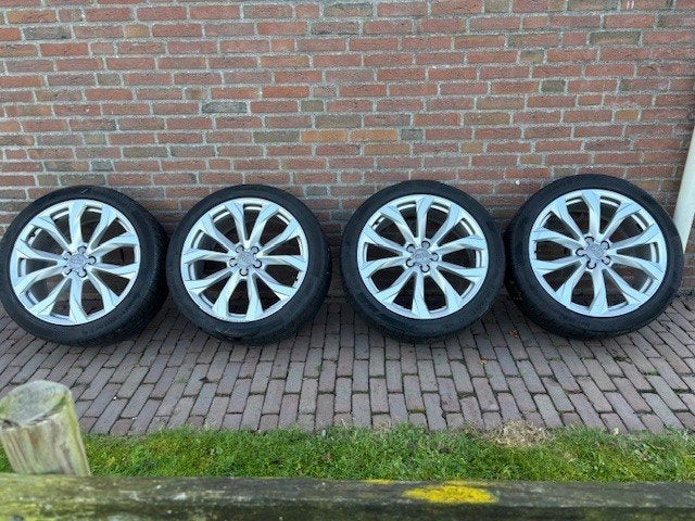 Audi A6 Allroad velgen met banden, Auto-onderdelen, Ophalen, Gebruikt, Audi