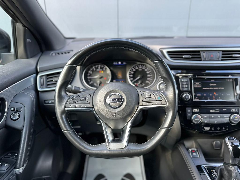 Nissan Qashqai 1.3 DIG-T Tekna + PANO / AUTMAAT / LEER / 360, Auto's, Nissan, Gebruikt, Euro 6, 4 cilinders, Bedrijf