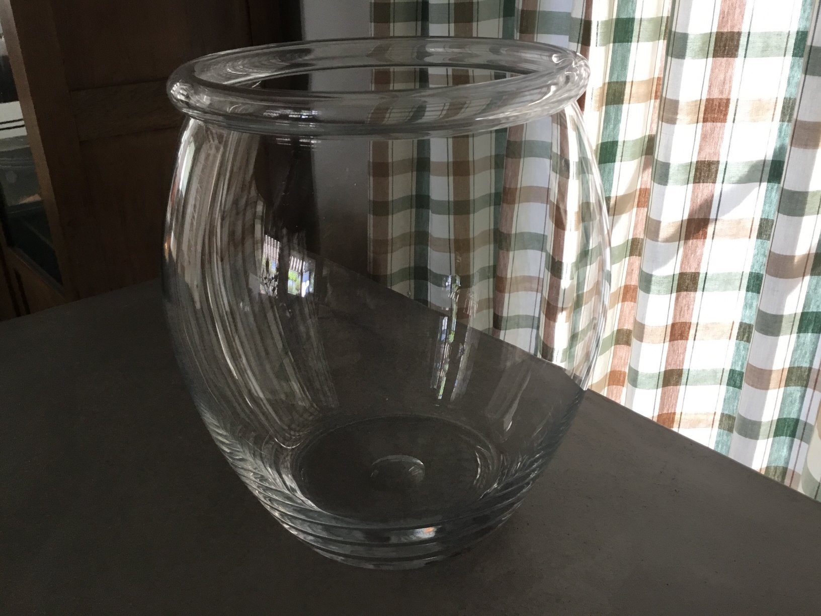 Mooie grote ronde glazen vaas, Ophalen, Gebruikt, Glas