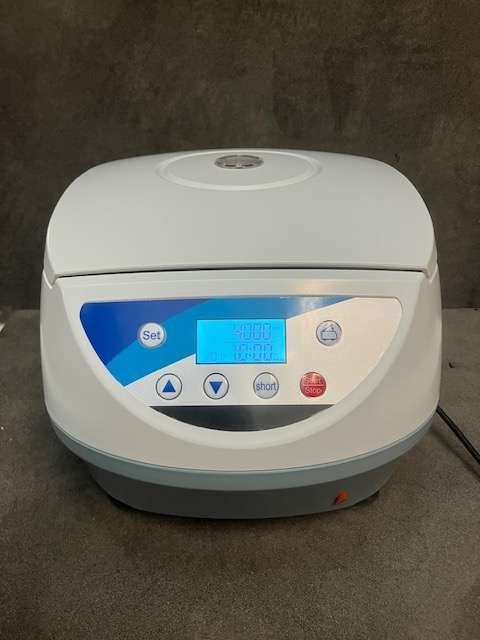 Centrifuge tafelmodel huisarts dierenarts laboratorium, Niet ingevuld, Niet ingevuld, Nieuw, Ophalen of Verzenden