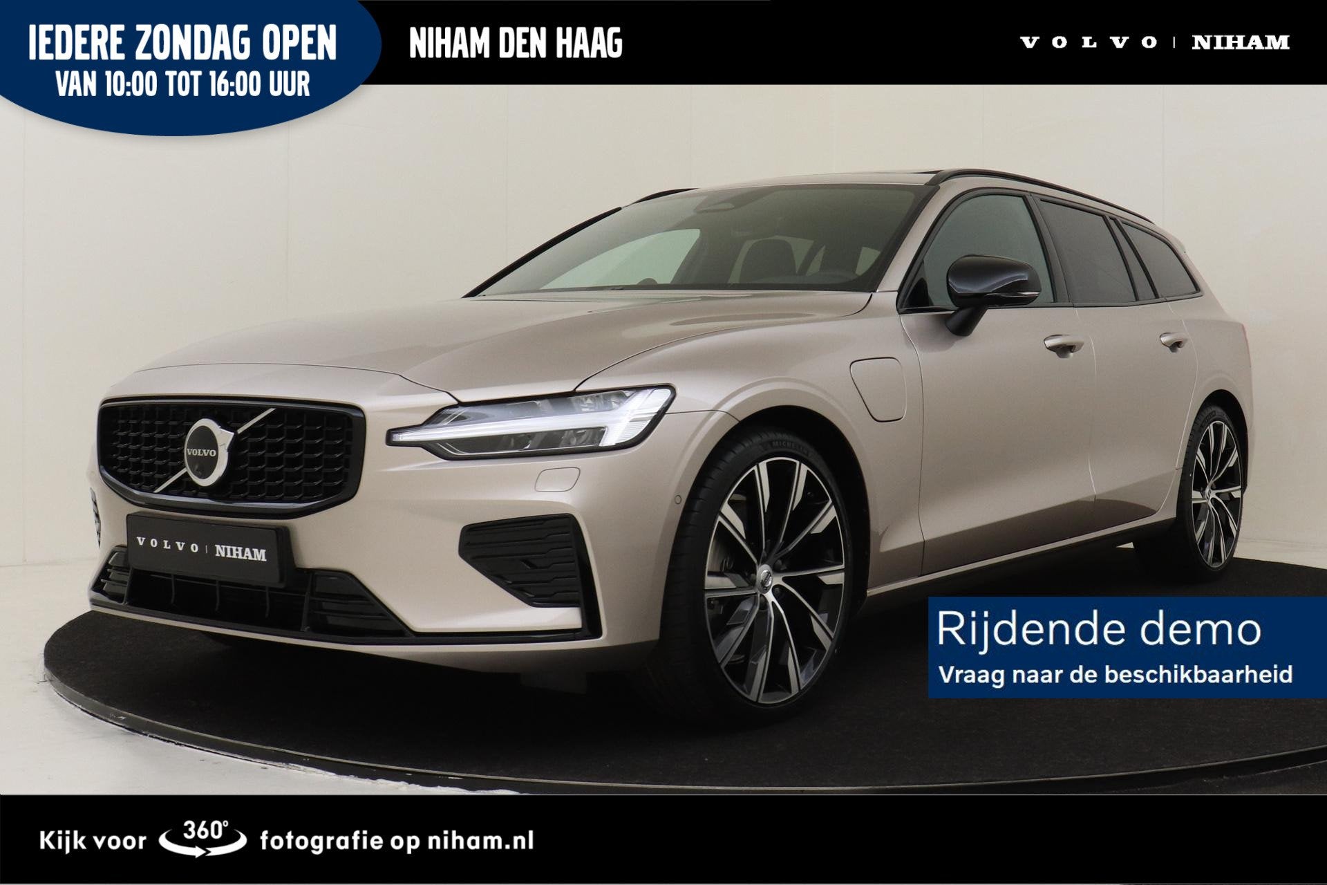 Volvo V60 T6 PLUG-IN HYBRID AWD ULTRA DARK *VOL!* -PANO.DAK|, Auto's, Automaat, 12 maanden, Stof, Euro 6