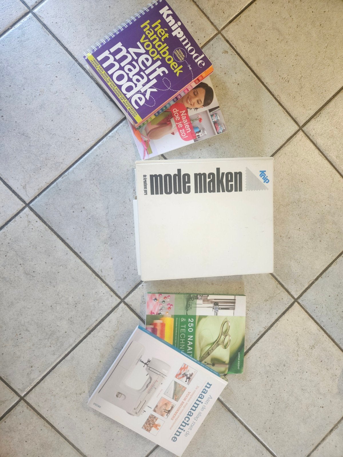 Boeken over naaien: starterset en gevorderden, Ophalen of Verzenden