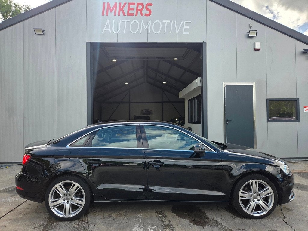Audi A3 Limousine 1.4 TFSI CoD Ambition Pro Line Plus, Auto's, Audi, Stof, Gebruikt, 4 cilinders, Zwart