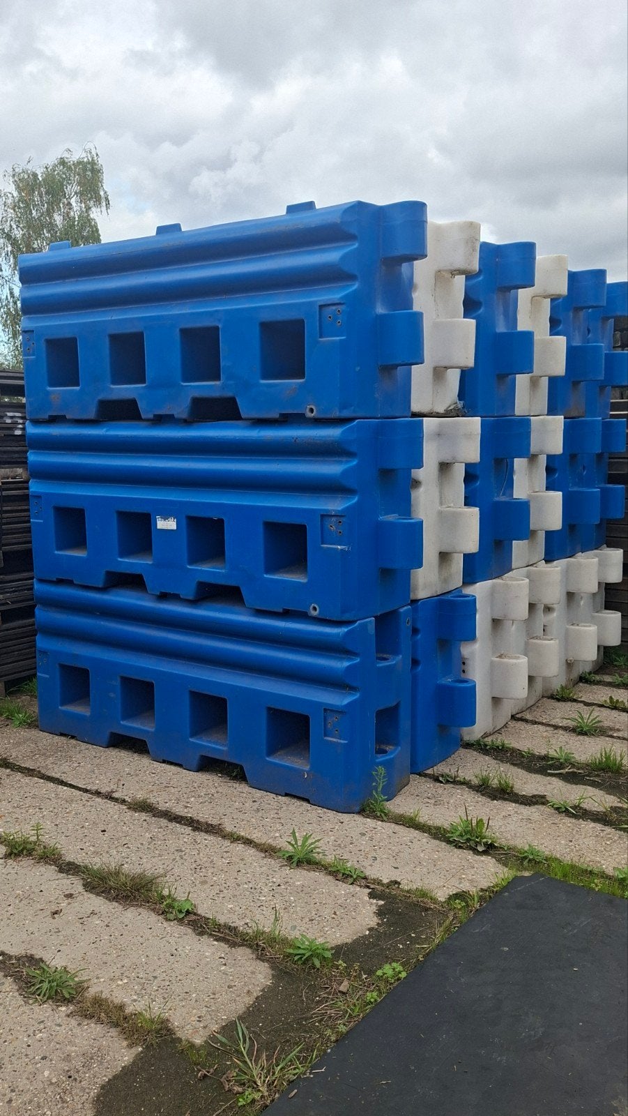 Barriers | kunststof barriers, Tuin en Terras, Ophalen
