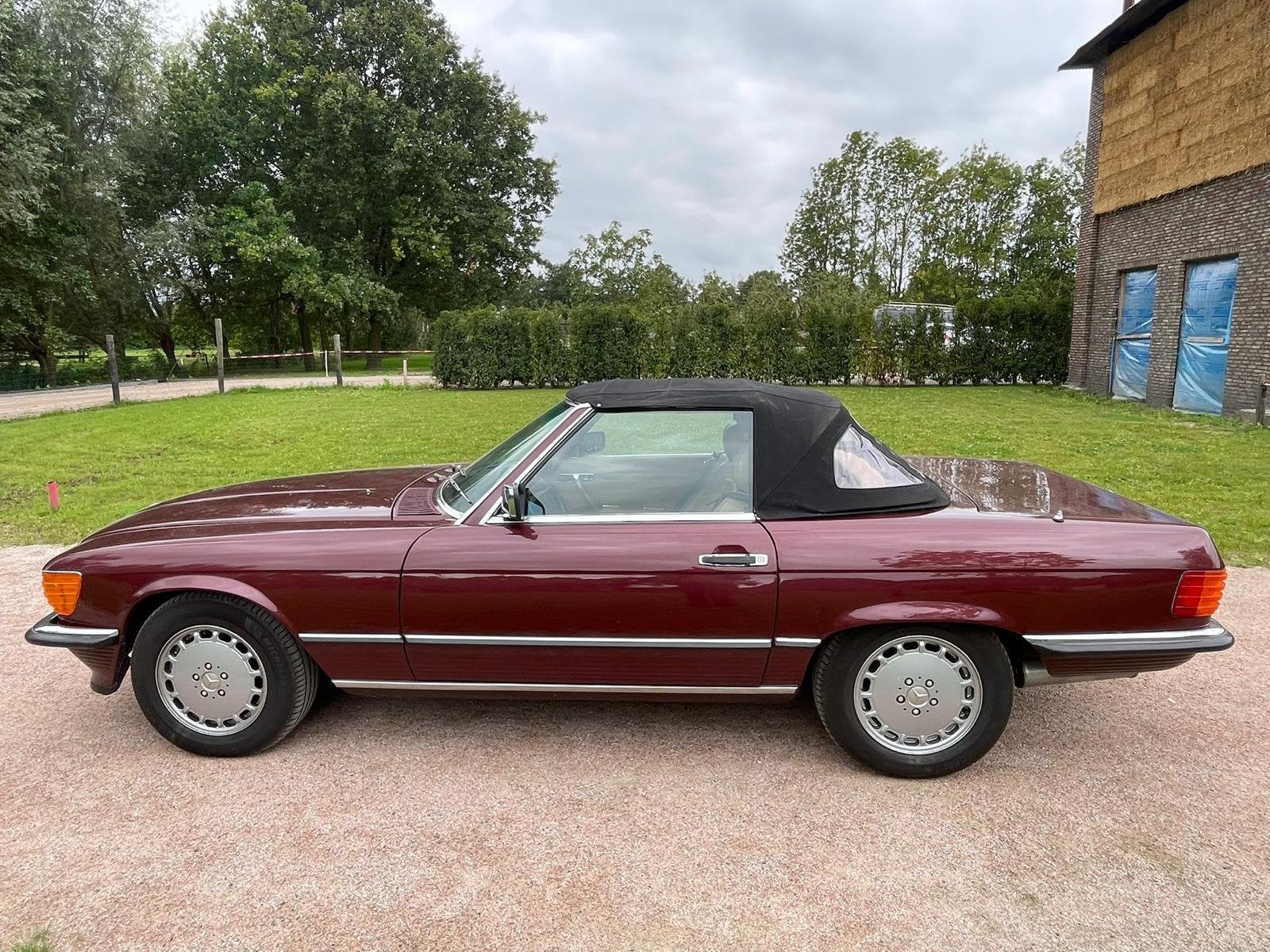 Mercedes-Benz 560 SL 1988 –klassieker voor de liefhebber, Auto's, 230 pk, Cabriolet, 1560 kg, Geïmporteerd
