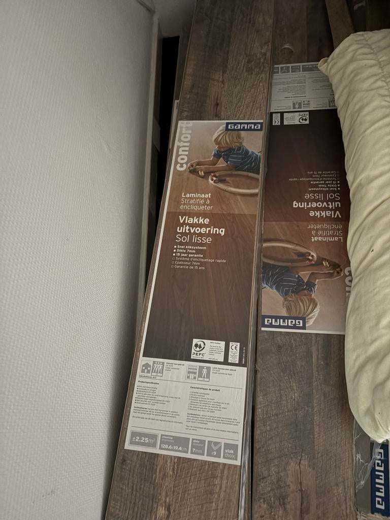 7 pakketten laminaat inclusief ondervloer, Ophalen, 50 tot 150 cm, Nieuw, 10 m² of meer