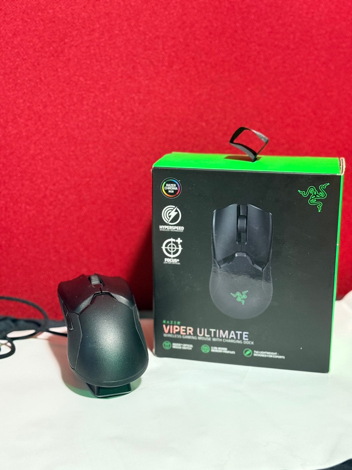 Razer Viper Ultimate Wireless Gaming Muis + Charging Dock, Computers en Software, Rechtshandig, Muis, Gebruikt, Gaming muis
