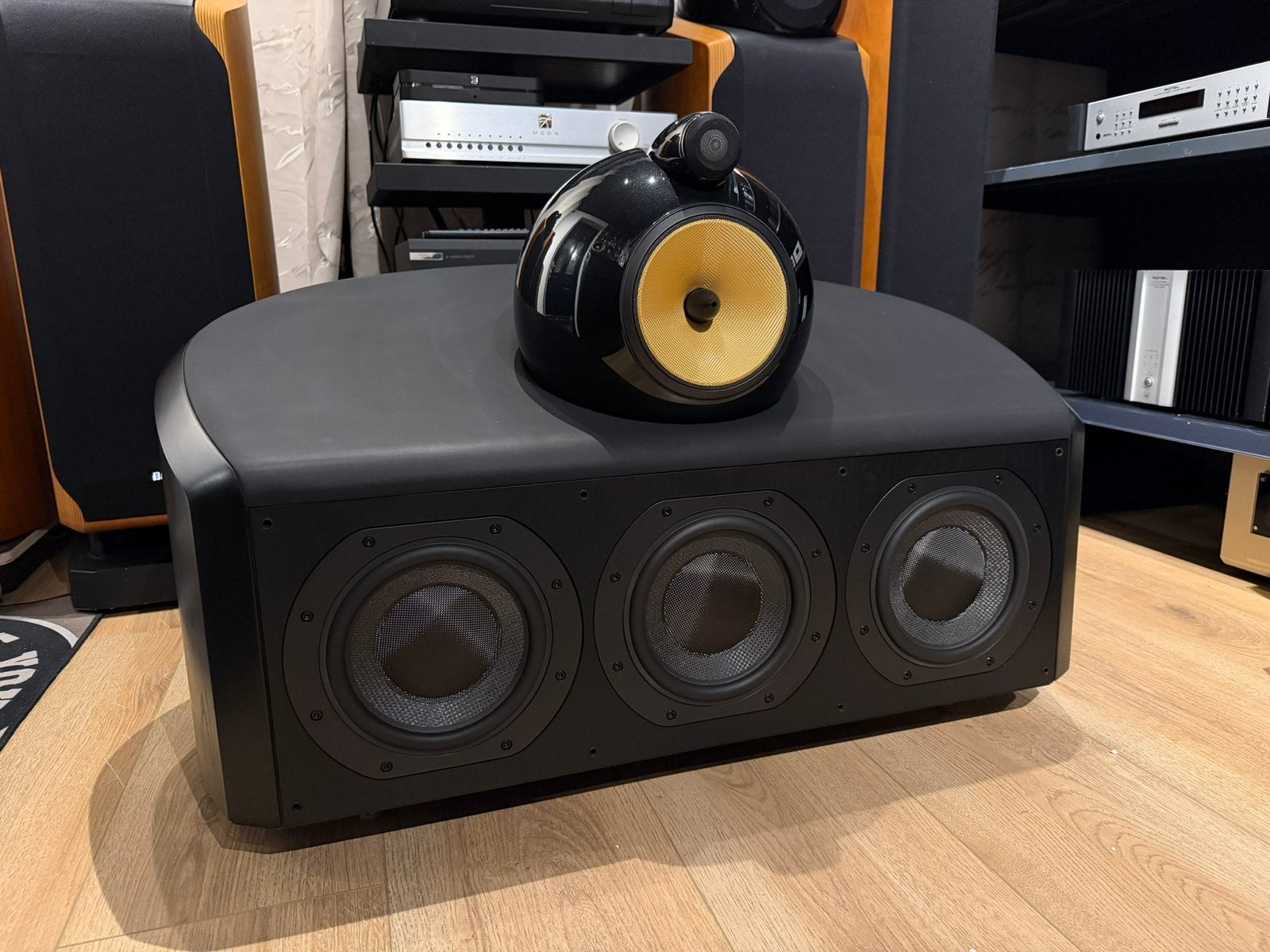 Mooie B&W HTM1D Diamond Centerspeaker - Zeldzaam Topmodel, 150 watt of meer, Basreflex, Ophalen of Verzenden, Zo goed als nieuw
