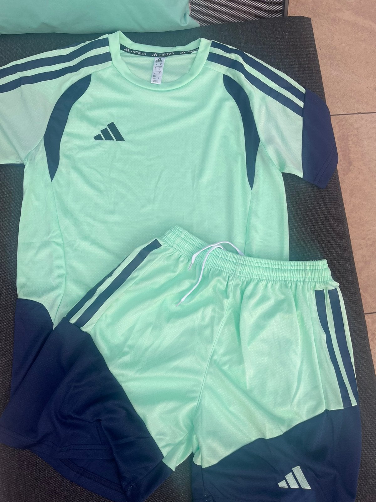Adidas tiro 26/27, Maat M, Ophalen of Verzenden, Nieuw, Shirt
