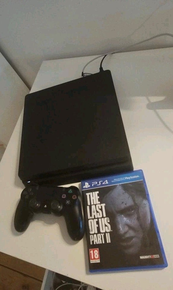 PlayStation 4 Slim, Spelcomputers en Games, Spelcomputers | Sony PlayStation 4, Ophalen, Zo goed als nieuw, Met 1 controller, Slim