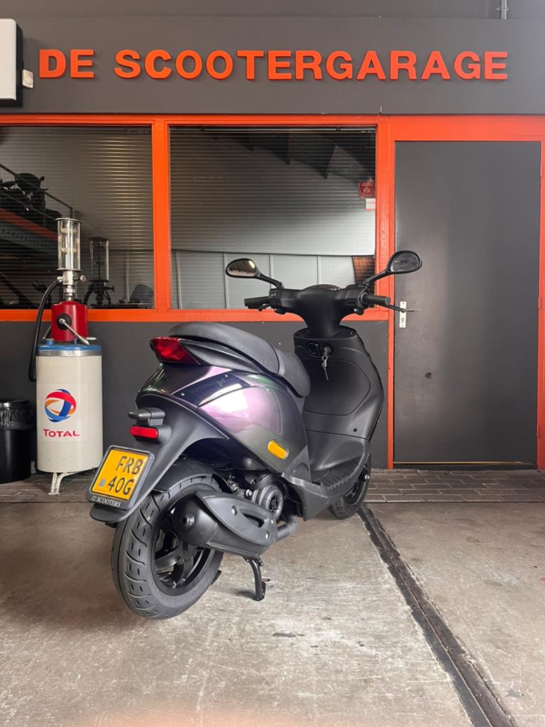 Piaggio Zip brom 45km 2024 Sp Cameleon, Piaggio, Piaggio, Maximaal 45 km/u, Zip