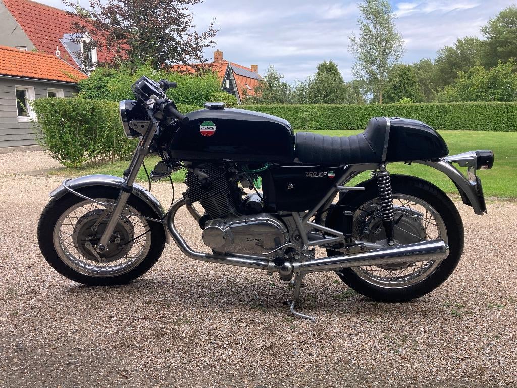 Te koop Laverda 750 SF2, Motoren, Motoren | Oldtimers, Naked bike, meer dan 35 kW, 2 cilinders, Ophalen