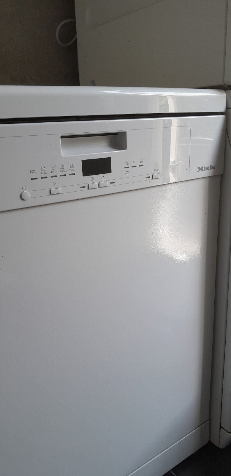 Miele vaatwasser, Ophalen, Zo goed als nieuw, Minder dan 85 cm