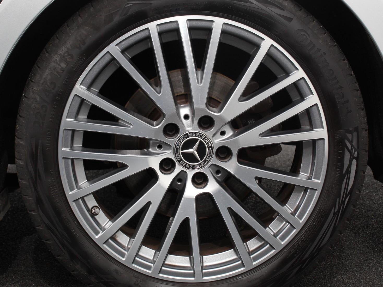 Mercedes-Benz CLA-klasse Shooting Brake 200 Progressive Prem, CLA, 730 kg, Gebruikt, Euro 6