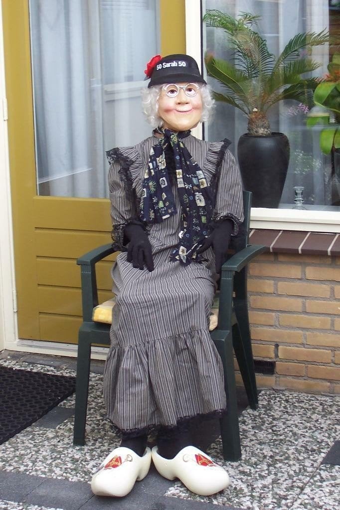 Sarah of Abrahampop huren, Ophalen, Abraham of Sarah