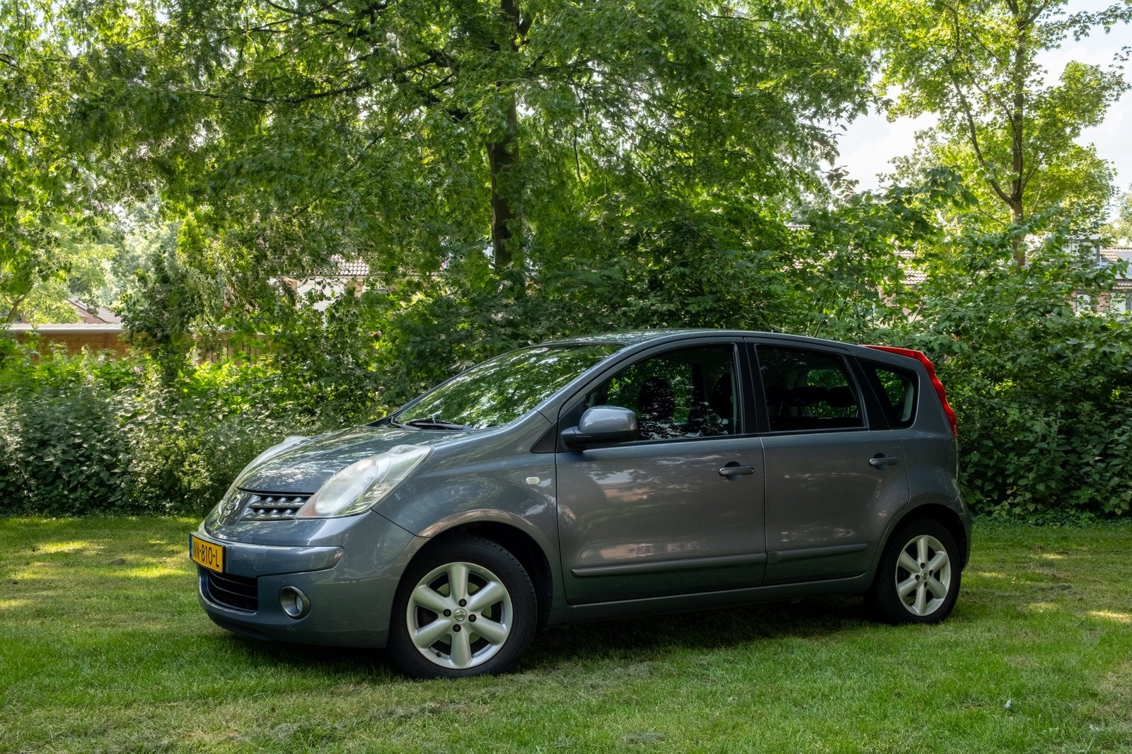 Nissan Note 1.4 16V 2008 Grijs, Auto's, Nissan, Particulier, Note, Benzine, C, Hatchback, Handgeschakeld, Geïmporteerd, Zilver of Grijs