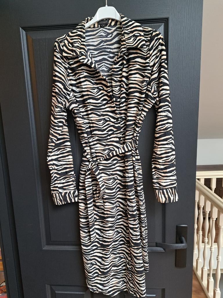 G-Maxx jurk zebra print M, Maat 38/40 (M), Zwart, Ophalen of Verzenden, Zo goed als nieuw