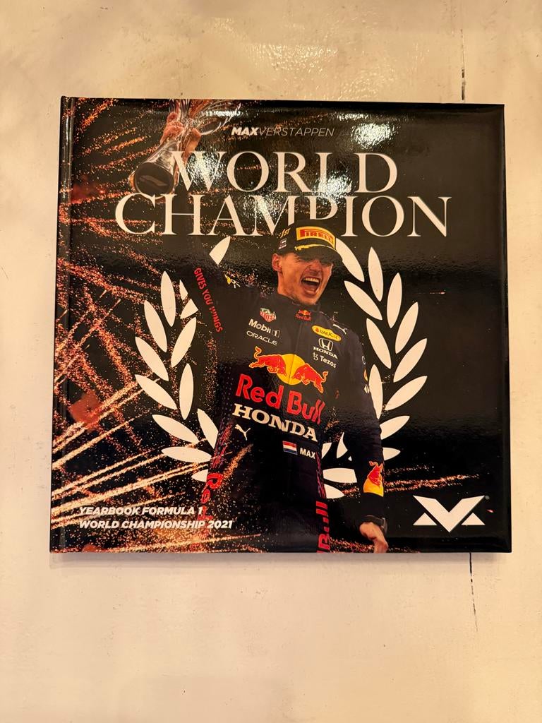 Max Verstappen World Champion 2021 Boek - Formule 1 Jaarboek, Ophalen of Verzenden, Nieuw, Overige sporten