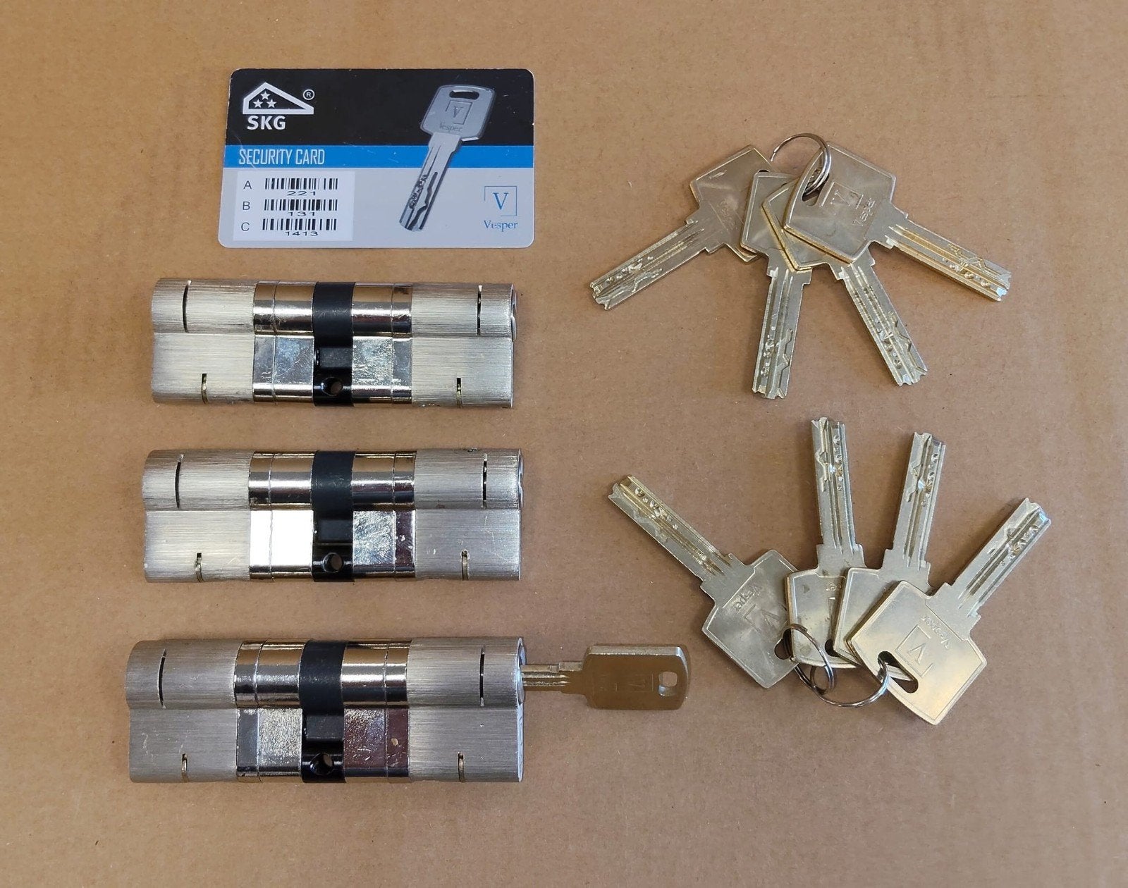 Vesper Extreme SKG3
Cilinders + sleutels., Nieuw, Ophalen of Verzenden, Slot