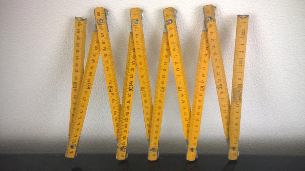 Houten vouwmeter- 2 meter, Doe-het-zelf en Verbouw, Meetapparatuur, Ophalen of Verzenden, Gebruikt