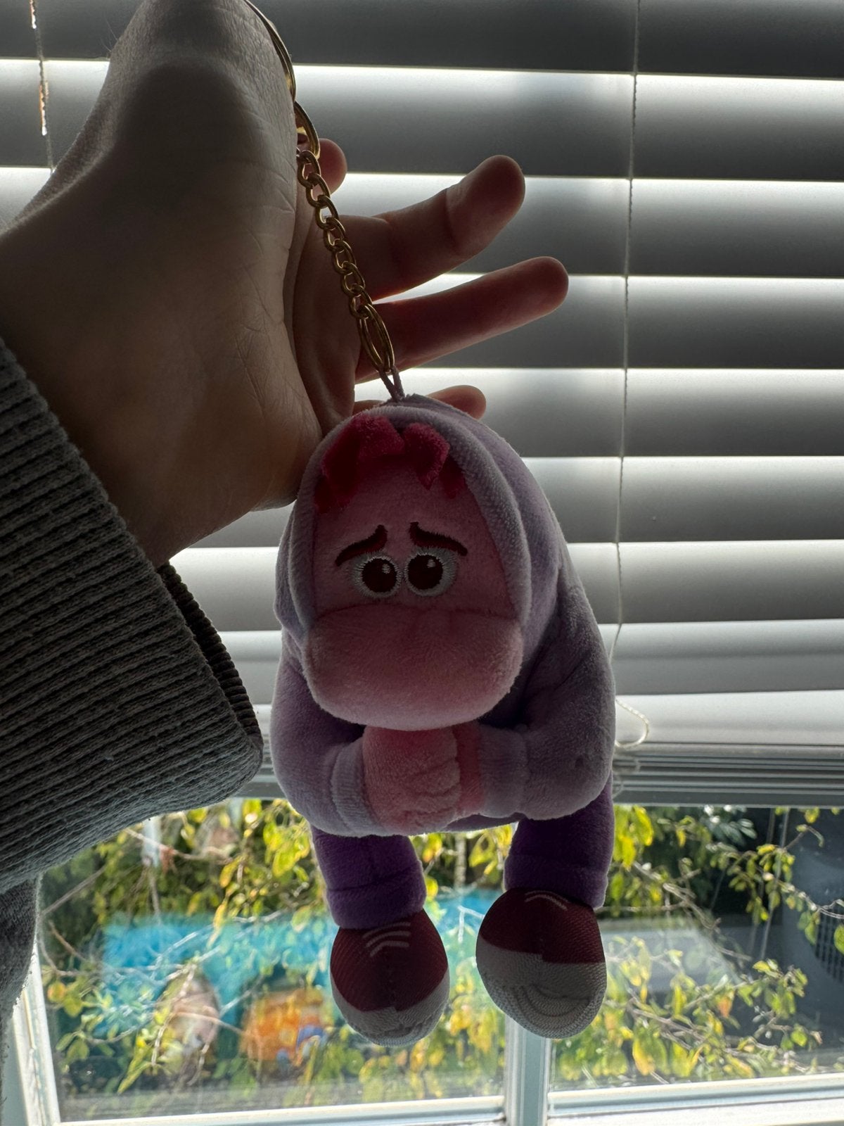 Inside out 2 Embarrassment - keychain - hong kong disneyland, Ophalen of Verzenden, Overige figuren, Nieuw, Knuffel