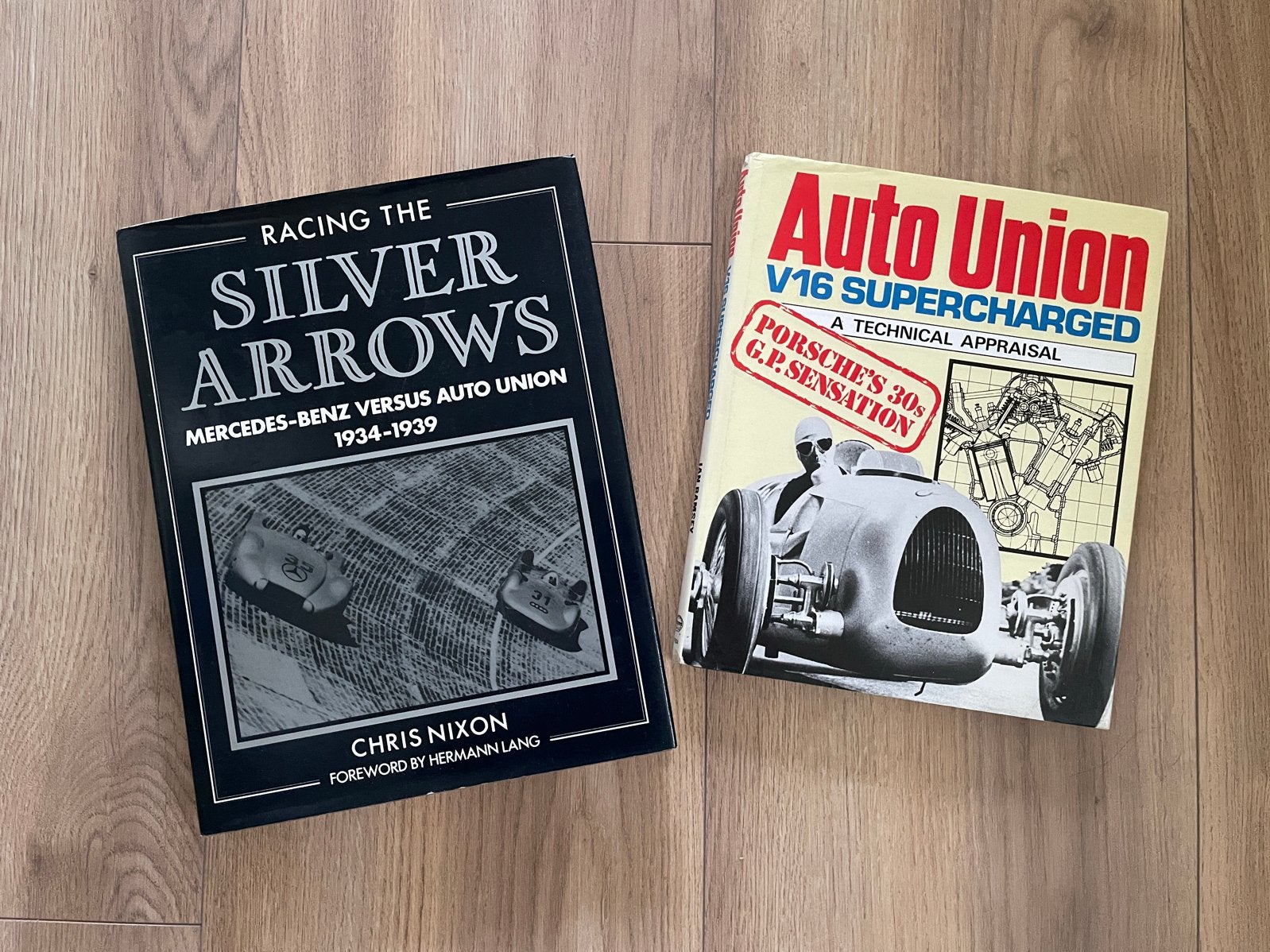 Boeken: Silver Arrows & Auto Union V16 Supercharged raceauto, Ophalen of Verzenden, Gelezen, Mercedes