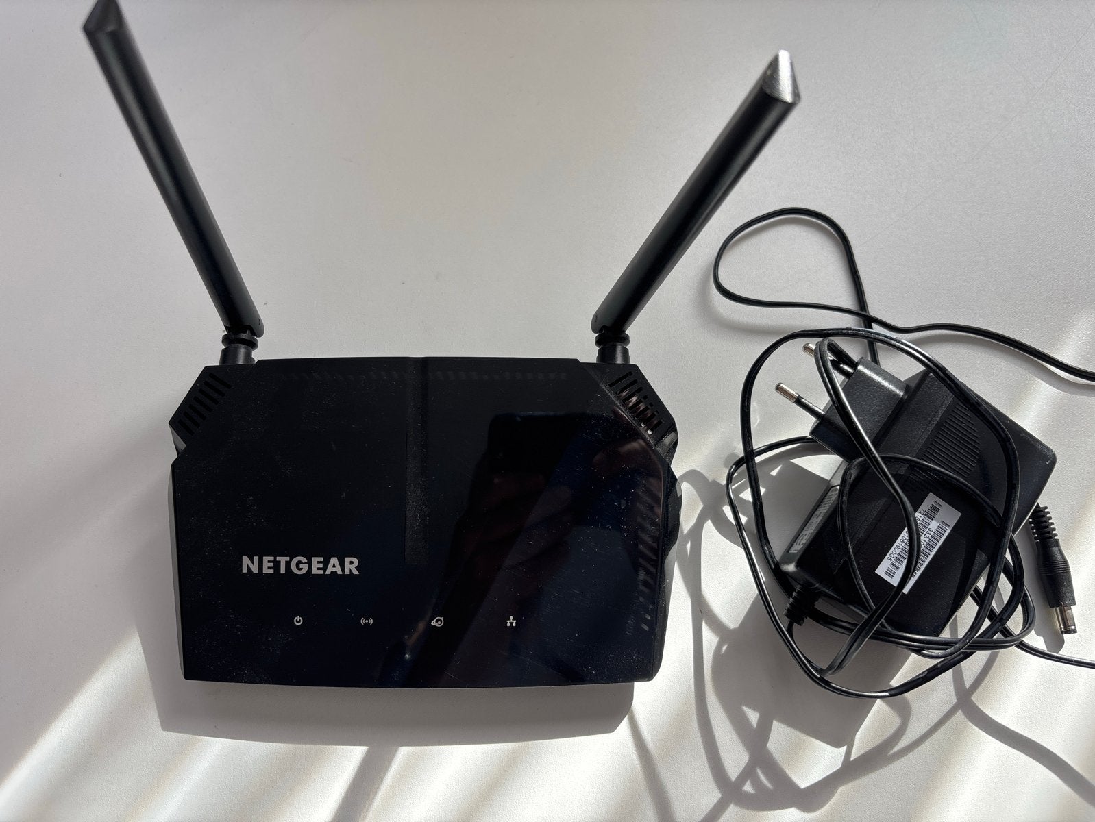 Netgear Router - Zo goed als nieuw, Computers en Software, Routers en Modems, Ophalen of Verzenden, Zo goed als nieuw, Router