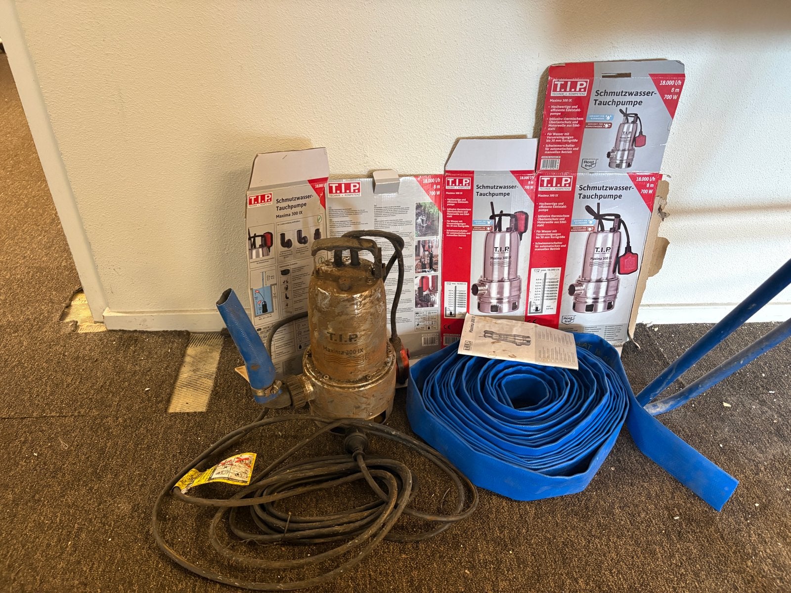 T.I.P. Maxima 300 IX Dompelpomp - Schoon- en vuilwater, Tuin en Terras, Waterpompen, Verzenden, Gebruikt, Elektrisch, Dompelpomp