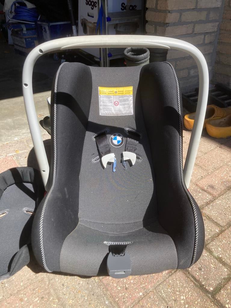 BMW Babyzitje - Veilig en Comfortabel voor uw Kleintje, Kinderen en Baby's, Autostoeltjes, Gebruikt, Overige merken, 0 t/m 13 kg