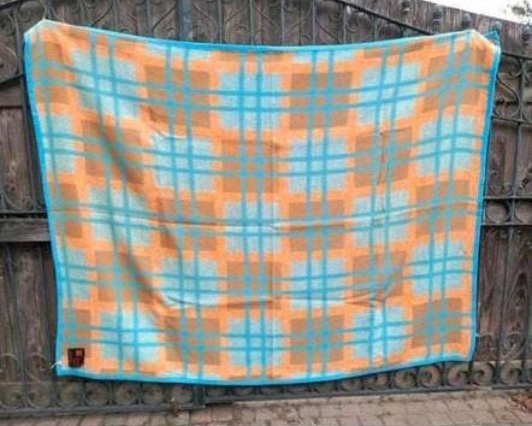 Vintage Noble Seat Deken - Oranje/Blauw Geruit, Gebruikt, Eenpersoons, Meerkleurig, Overige materialen