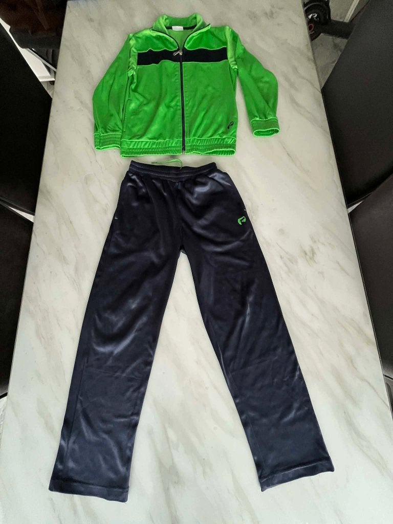 Groene kinderpak, Ophalen of Verzenden, Zo goed als nieuw, Jongen, Setje