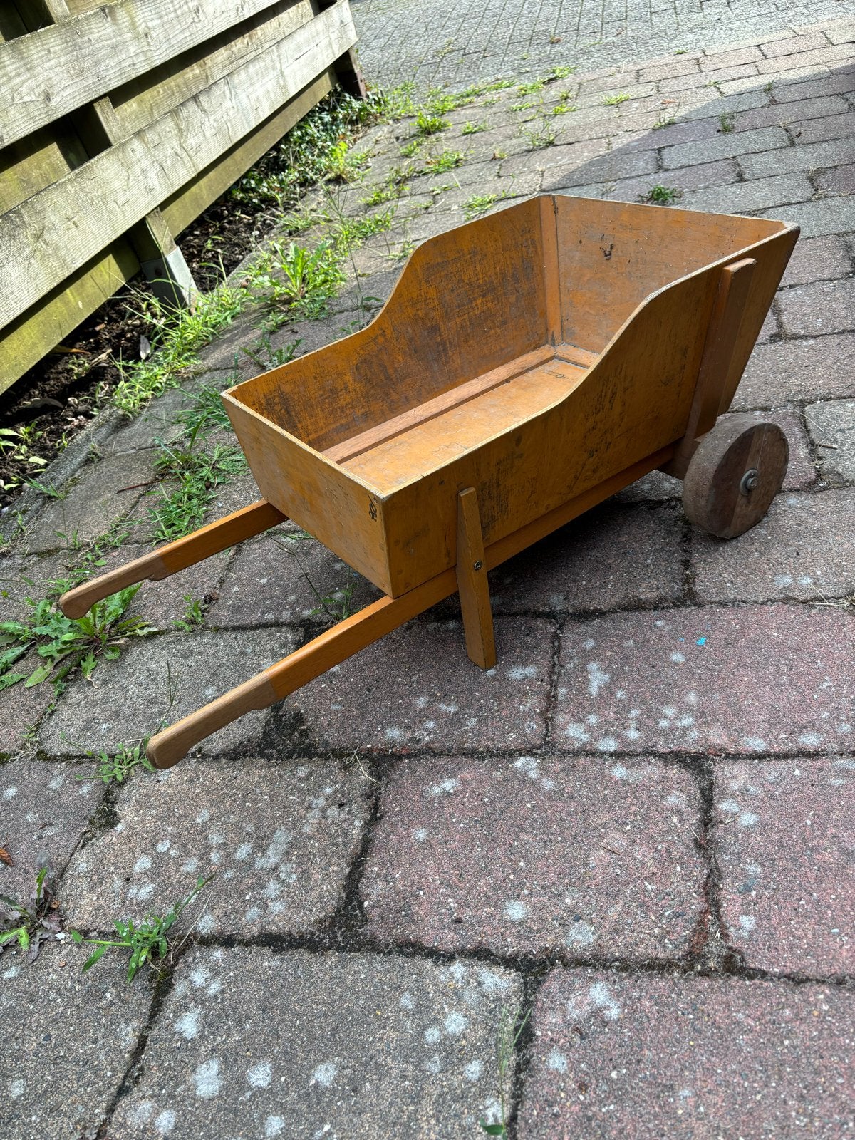Houten kruiwagentje, Ophalen of Verzenden, Gebruikt