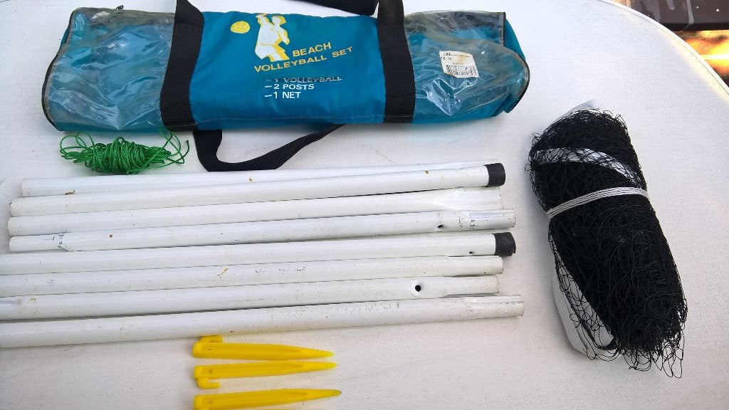TE koop aangeboden mooi strand volleybal set doe gepast bod., Sport en Fitness, Volleybal, Ophalen of Verzenden, Gebruikt, Overige typen