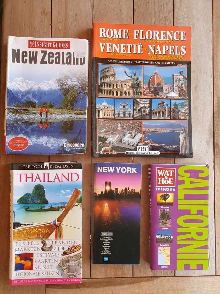 Reisgidsen: Rome, Florence, Venetië, Napels, New York etc, Gelezen, Capitool, Europa, Ophalen of Verzenden