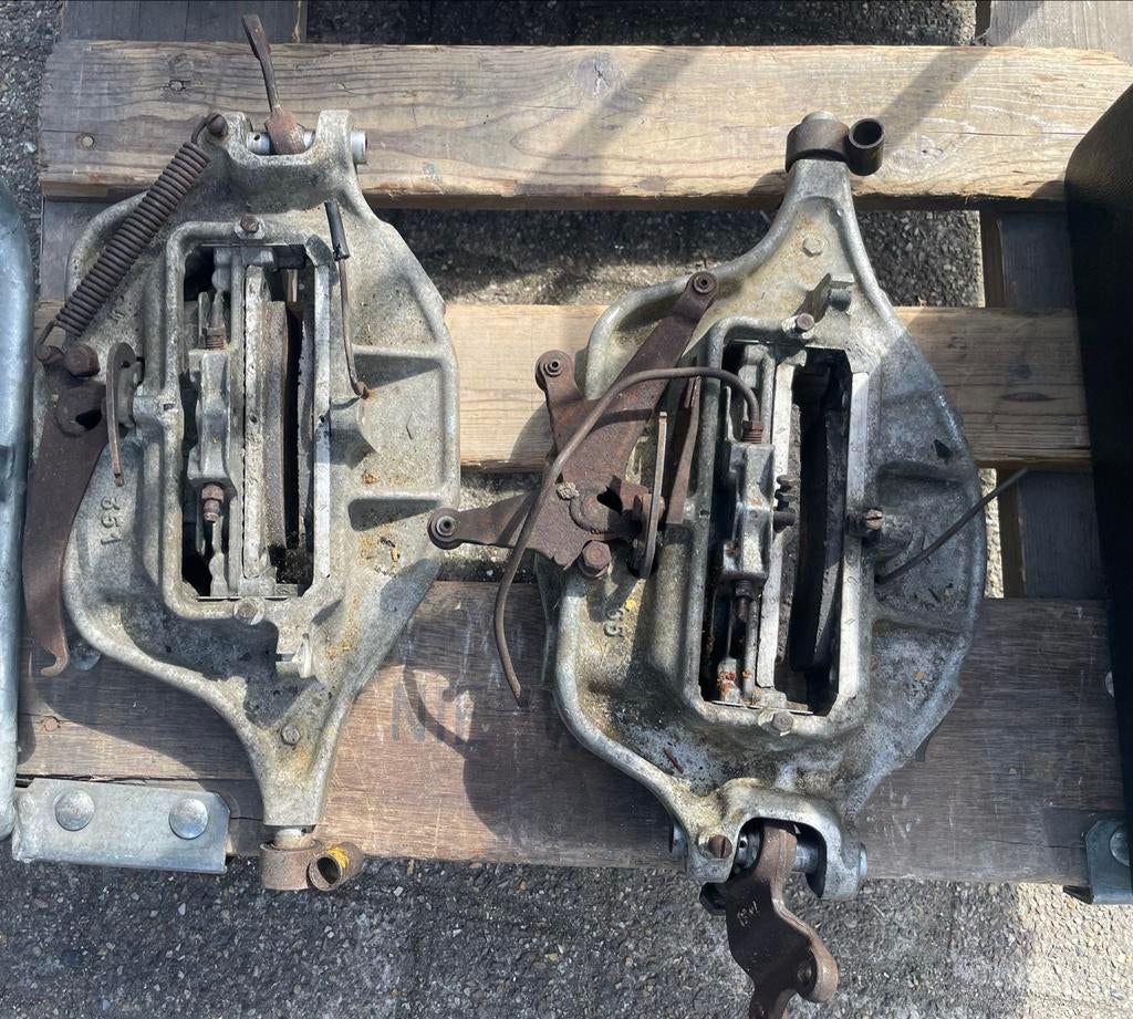 Remklauwen / remplateaus voor vroege Citroën DS, Auto-onderdelen, Remmen en Aandrijving, Ophalen, Gebruikt, Citroën